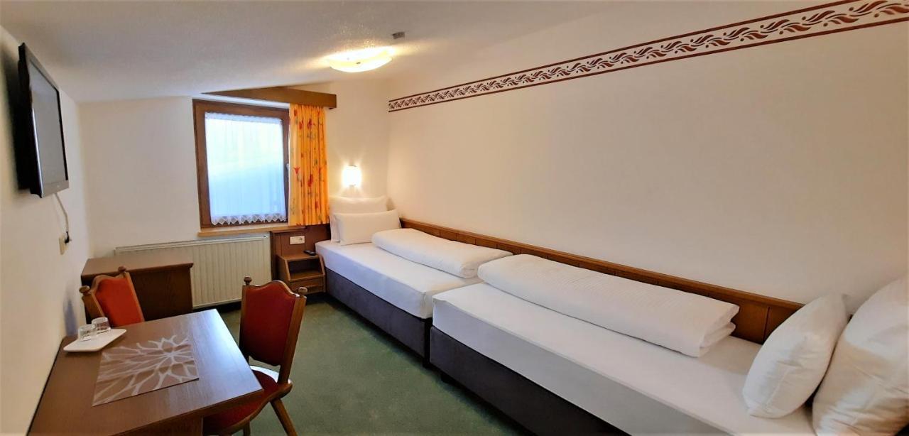 Hotel Garni Belvedere Ischgl Buitenkant foto